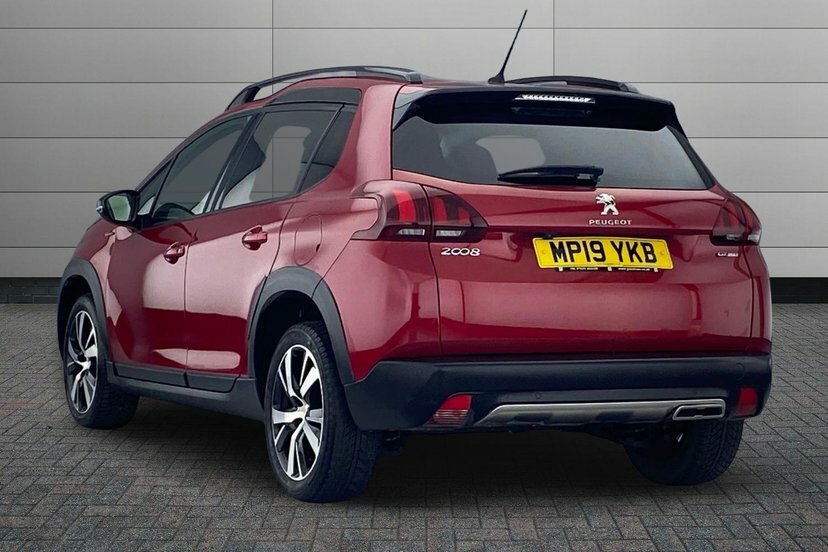 Peugeot 2008 1.2 Puretech Gpf Gt Line Suv Eat 110 P MP19YKB Red #3