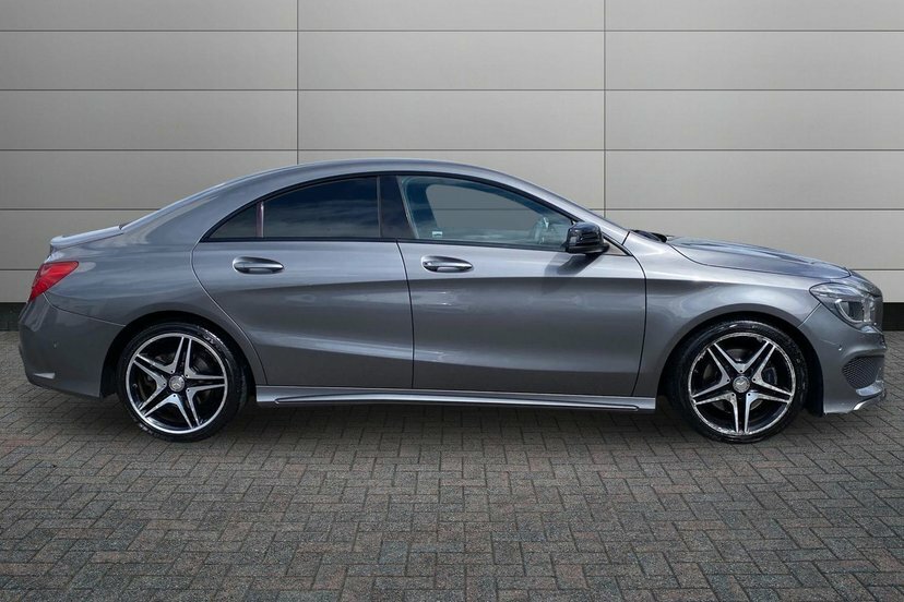 Mercedes-Benz CLA Class Cla220 Cdi Amg Sport Coupe Grey #3