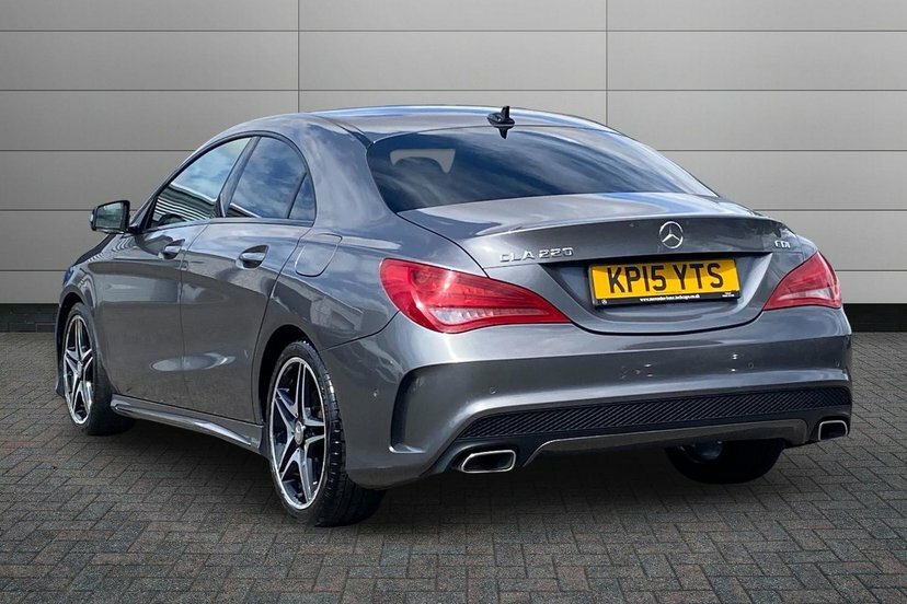 Mercedes-Benz CLA Class Cla220 Cdi Amg Sport Coupe Grey #2