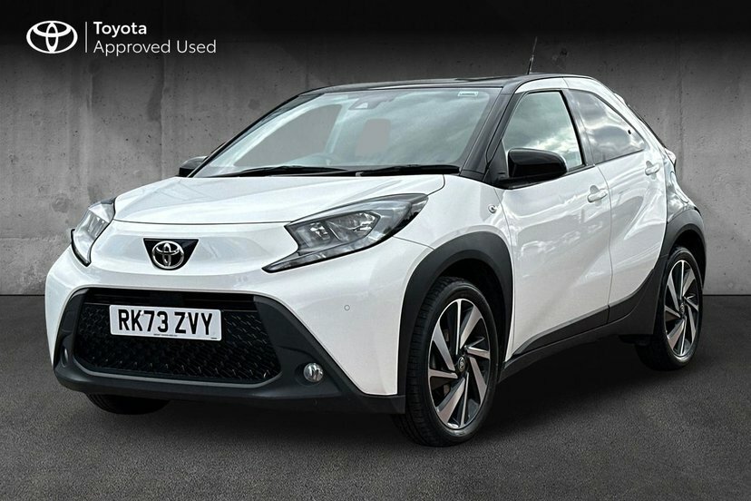 Toyota Aygo X 1.0 Vvt-i Edge Hatchback 72 Ps RK73ZVY Black #3