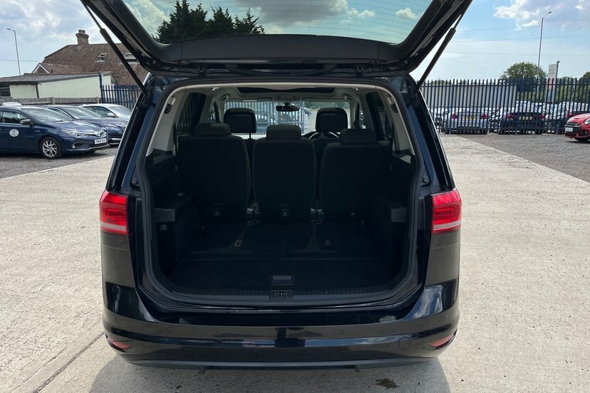Volkswagen Touran 2.0L R Line Tdi Bluemotion Technology Dsg 148 B Silver #9