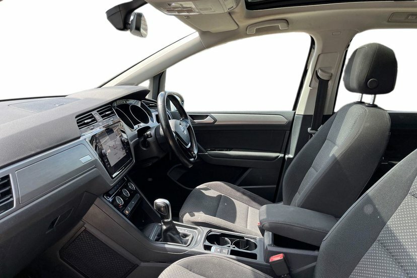 Volkswagen Touran 1.6 Tdi Se Family Mpv Dsg 115 Ps Black #2