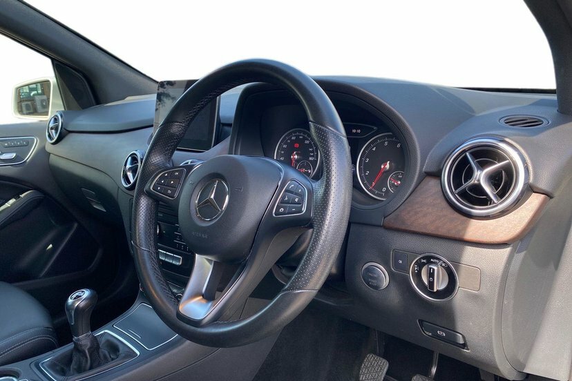 Mercedes-Benz B Class B200 Exclusive Edition Plus Mpv Manua Silver #5