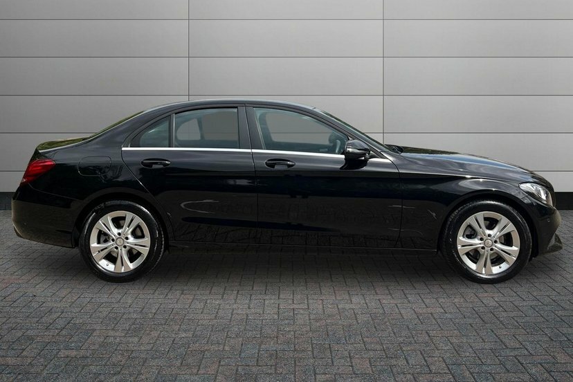 Mercedes-Benz C Class C200 Se Executive Edition Saloon Black #3
