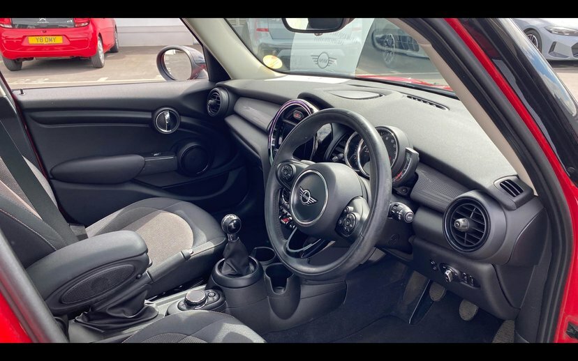 Mini Hatch 5-Door Hatch Cooper Red #6