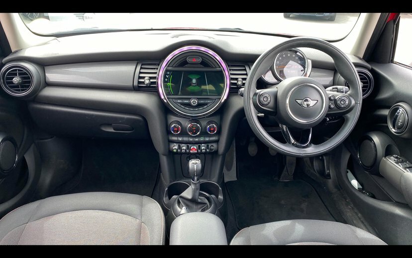 Mini Hatch 5-Door Hatch Cooper Red #4