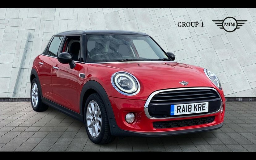 Mini Hatch 5-Door Hatch Cooper Red