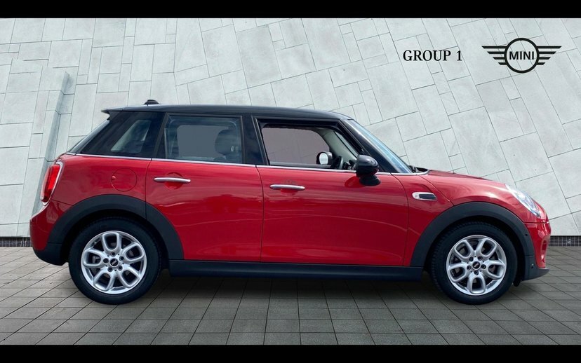 Mini Hatch 5-Door Hatch Cooper Red #3