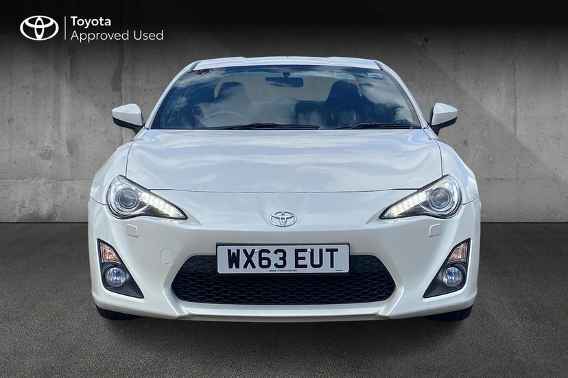 Toyota GT86 Coupe Orange #15