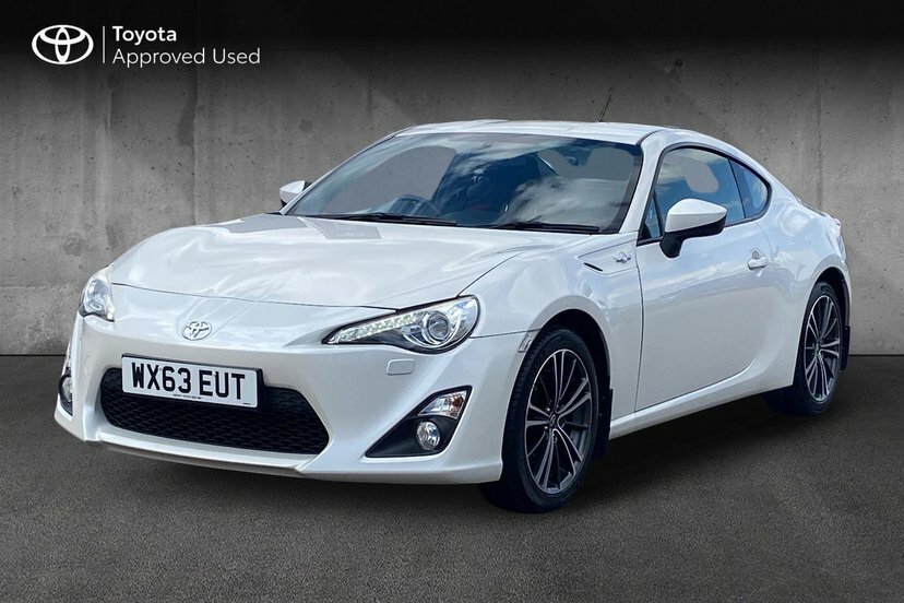 Toyota GT86 2.0 Boxer D-4s Coupe Euro 5 200 P White #3