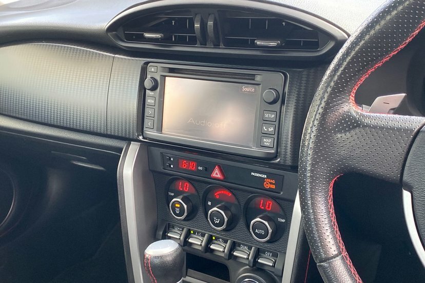 Toyota GT86 Coupe Orange #7