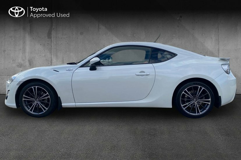 Toyota GT86 Coupe Orange #17
