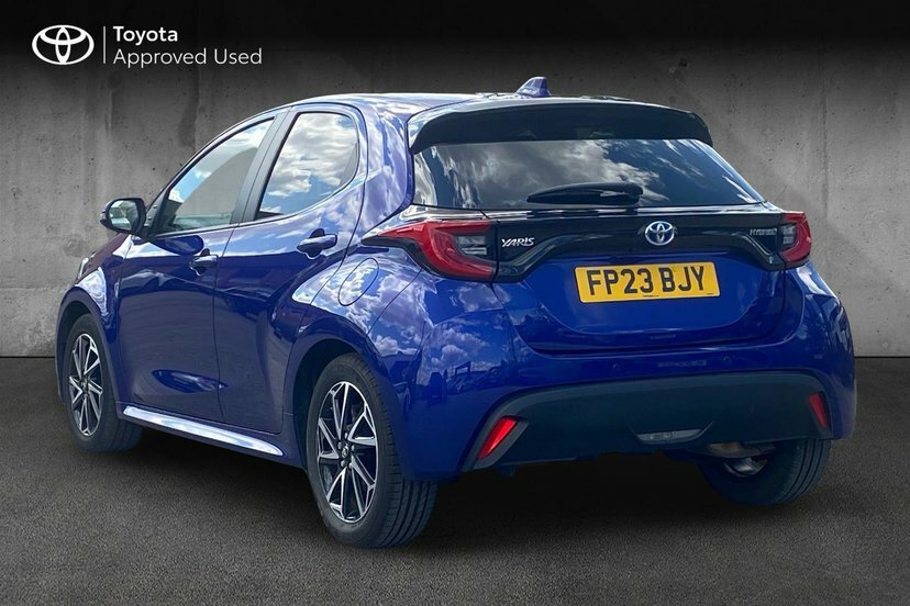 Toyota Yaris 1.5 Vvt-h Design Hatchback Hybrid E-cvt FP23BJY Blue #4