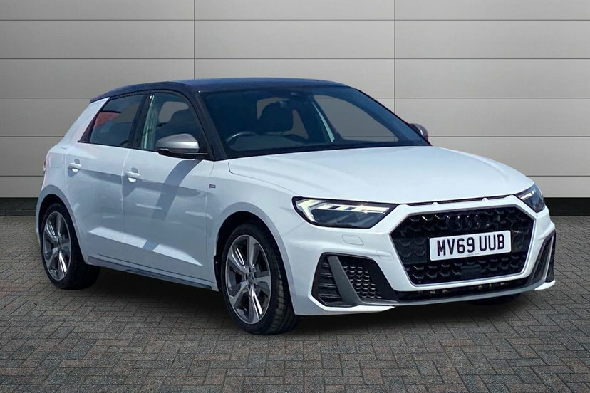 Audi A1 2.0 Tfsi 40 S Line Competition Sportback Petro White