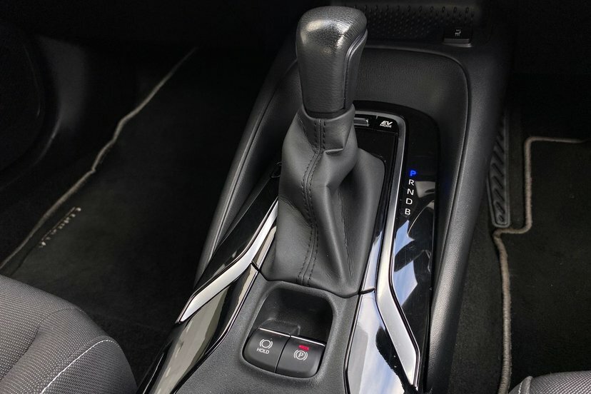 Toyota Corolla 2022 22 1.8 #37