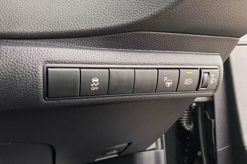 Toyota Corolla 2022 22 1.8 #33