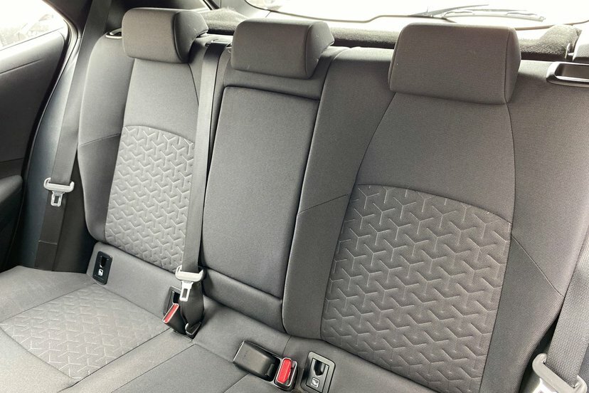 Toyota Corolla 2022 22 1.8 #30