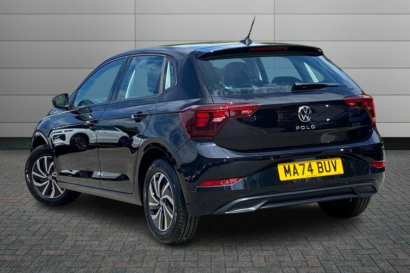 Volkswagen Polo 1.0 Evo Life Hatchback 80 Ps Black #3