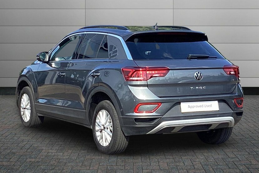 Volkswagen T-Roc 1.5 Tsi Life Suv Dsg 150 Ps Grey #3