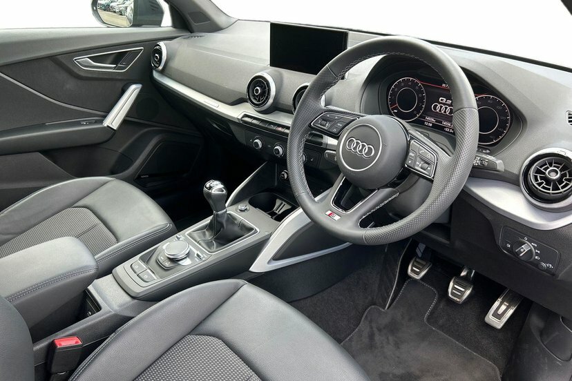 Audi Q2 1.0 Tfsi 30 S Line Suv 110 Ps LM23OVU Grey #6
