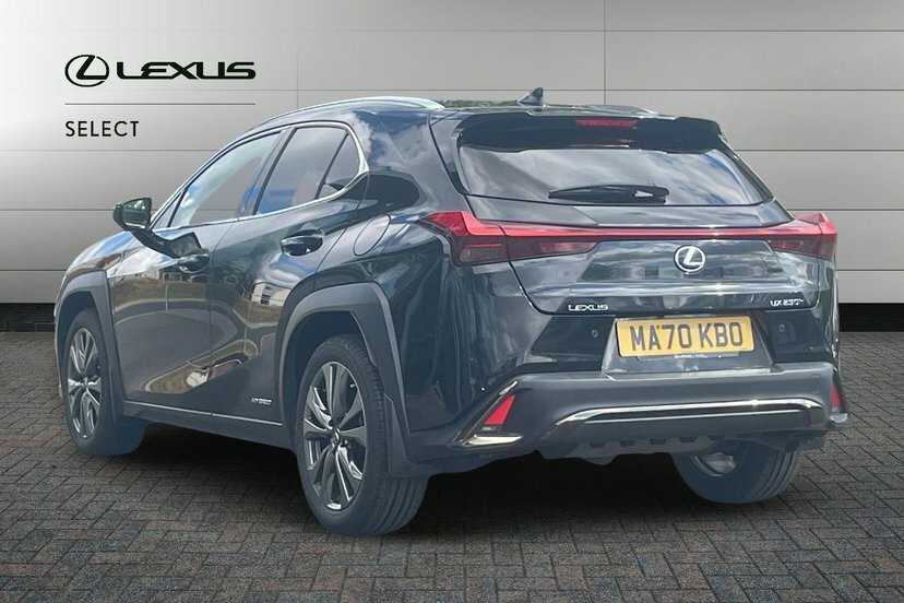 Lexus UX 250H 2.0 Cvt Premium Sport Edition Black #3