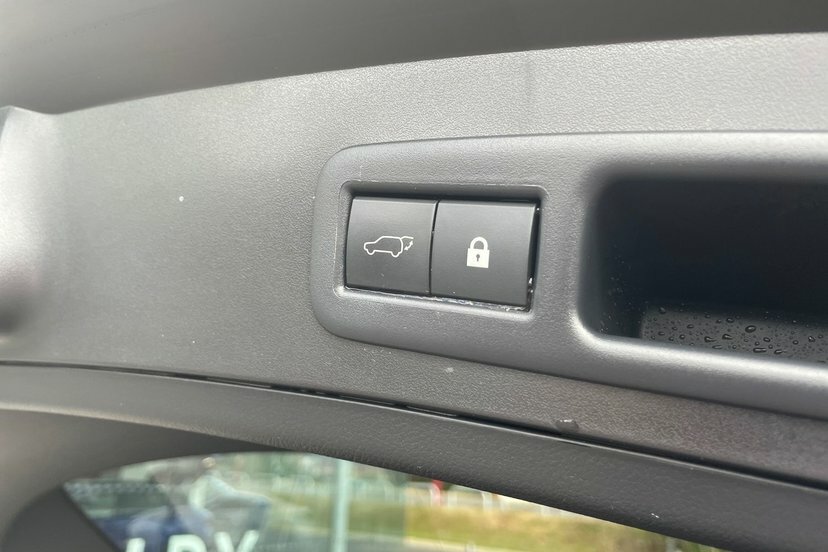 Lexus UX 250H 2.0 F-sport Cvt Nav White #33