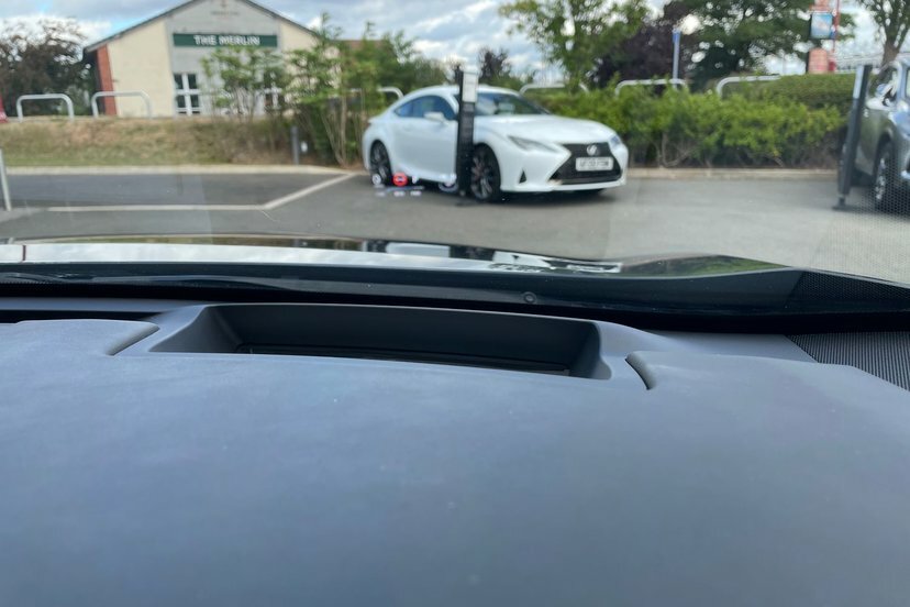 Lexus UX 250H 2.0 F-sport Cvt Nav White #40
