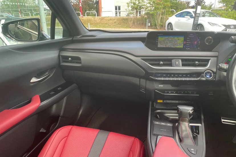 Lexus UX 250H 2.0 F-sport Cvt Nav White #20
