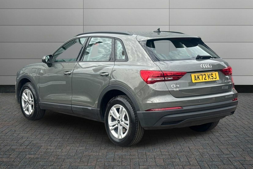 Audi Q3 1.4 Tfsie 45 Technik Suv Plug-in Hybrid AK72KSJ Grey #3