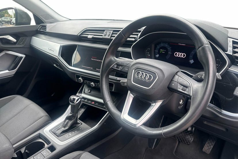 Audi Q3 1.4 Tfsie 45 Technik Suv Plug-in Hybrid AK72KSJ Grey #6