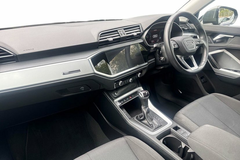 Audi Q3 1.4 Tfsie 45 Technik Suv Plug-in Hybrid AK72KSJ Grey #2