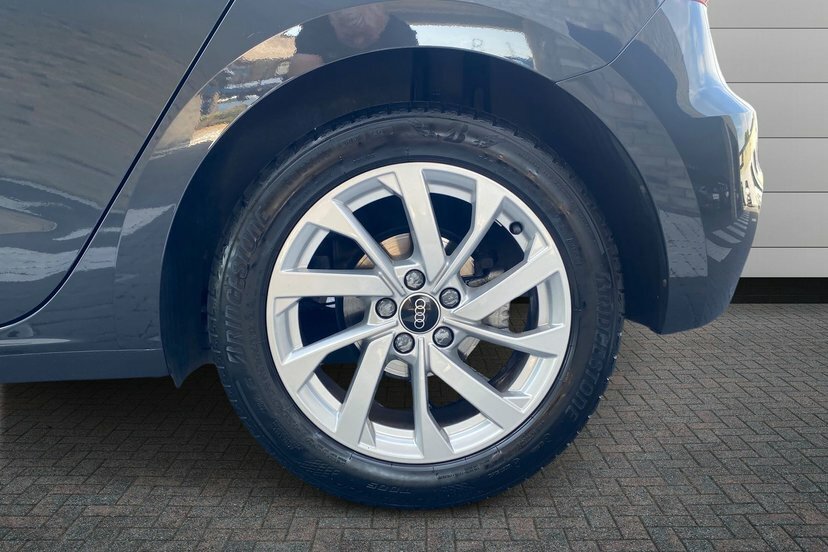 Audi A1 1.0 Tfsi 30 Sport Sportback S Tronic 1 EJ74KGK Grey #5