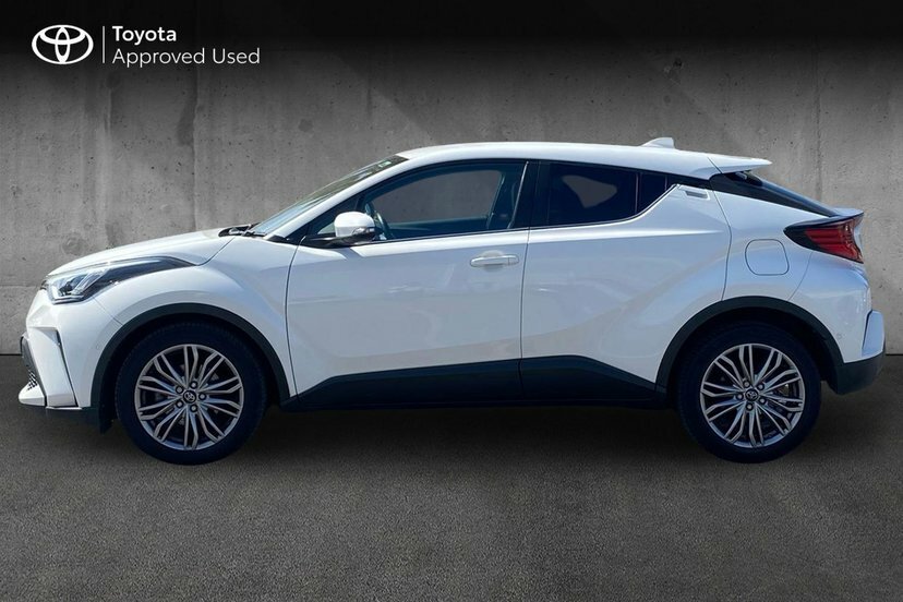 Toyota C-Hr Design Red #17