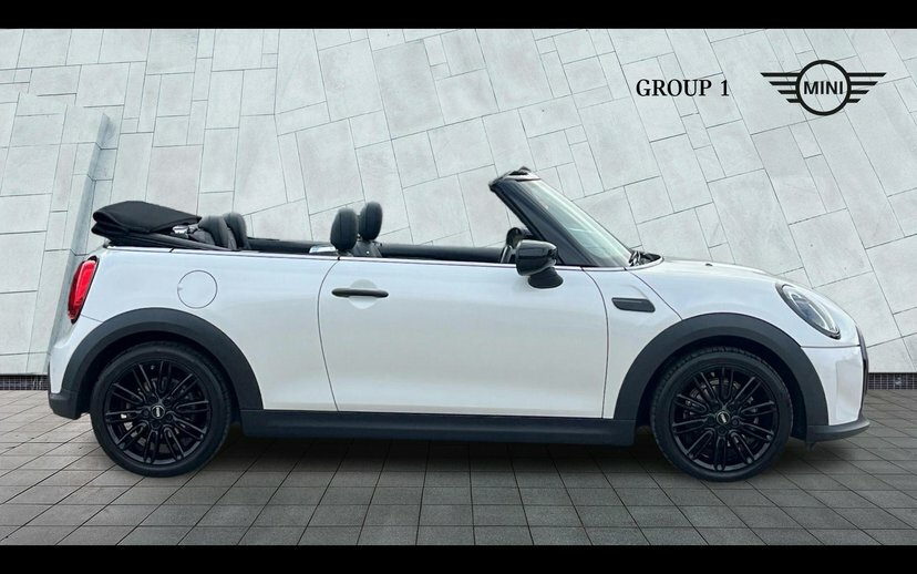 Mini Convertible Convertible Cooper Exclusive White #3