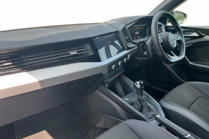 Audi A1 1.5 Tfsi 35 Black Edition Sportback S T Grey #2