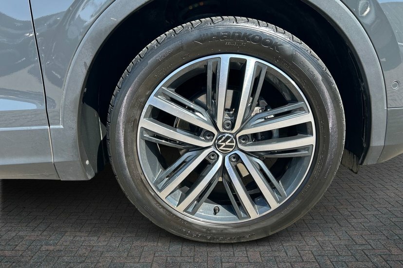 Volkswagen Tiguan 2.0 Tdi Elegance Suv Dsg 150 Ps EA71JRO Grey #5