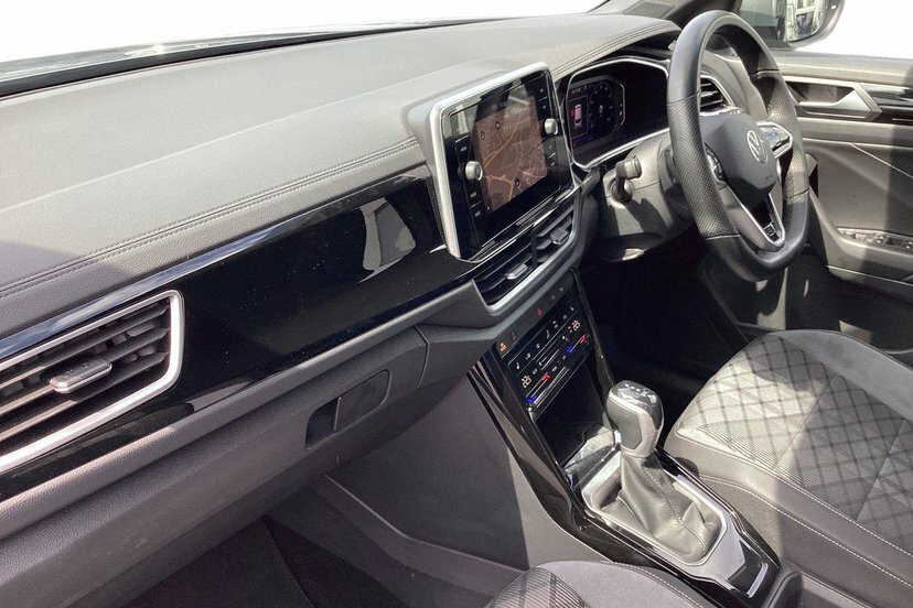 Volkswagen T-Roc 2.0 Tdi R-line Suv Dsg 150 Ps Silver #2
