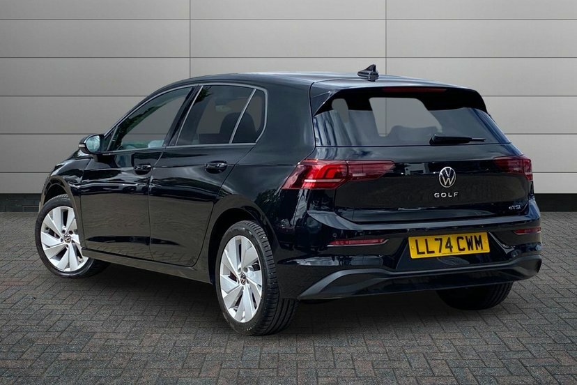 Volkswagen Golf 1.5 Etsi Mhev Match Hatchback Hybrid Ds Black #3