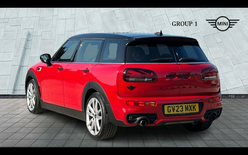 Mini Clubman 1.5 Cooper Classic 6Dr Black #2