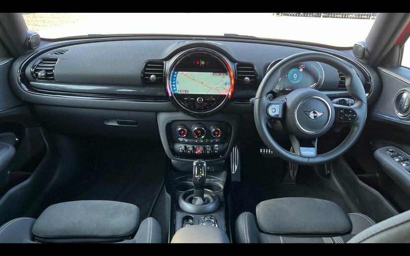 Mini Clubman 1.5 Cooper Classic 6Dr Black #4