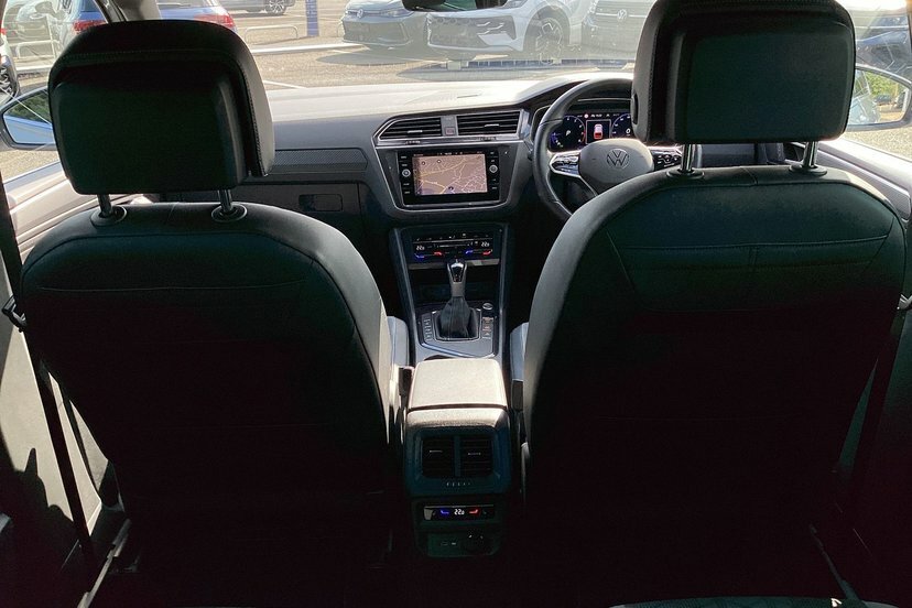 Volkswagen Tiguan Elegance Silver #19