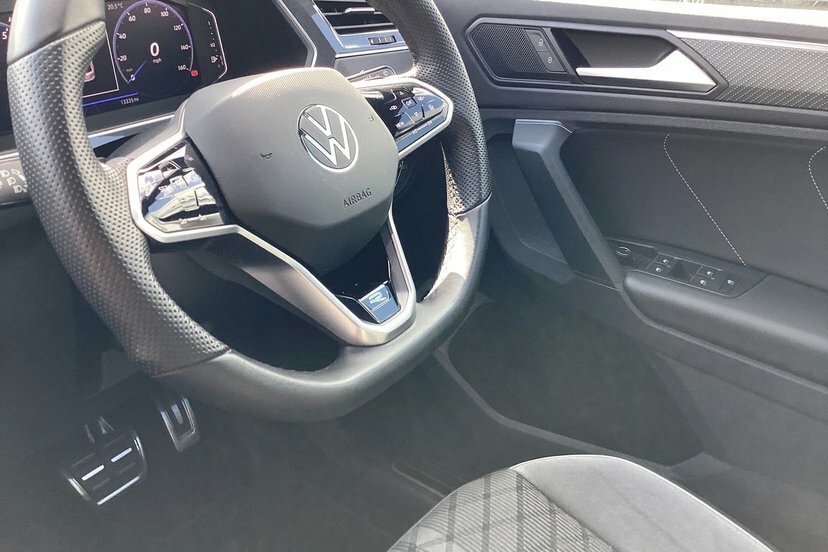 Volkswagen Tiguan Elegance Silver #22