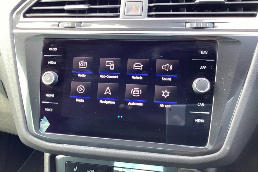 Volkswagen Tiguan Elegance Silver #25