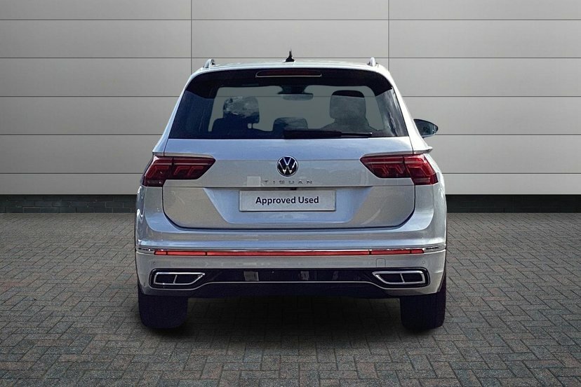 Volkswagen Tiguan Elegance Silver #12