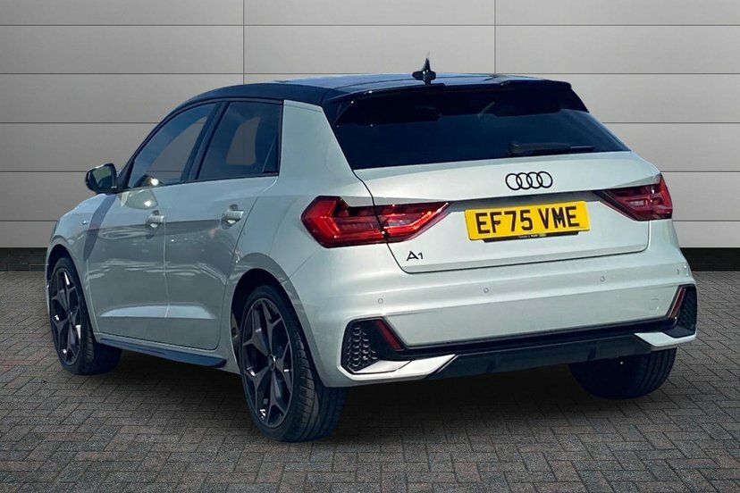 Audi A1 1.0 Tfsi 30 Black Edition Sportback S T EF75VME Silver #3