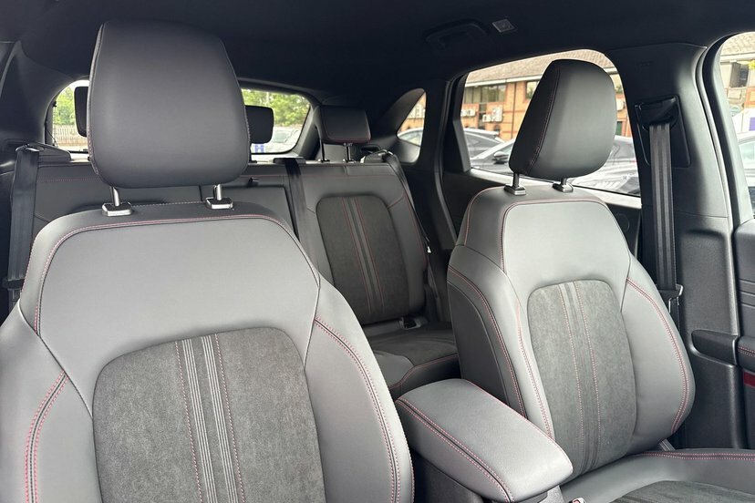 Ford Kuga 2.5 Phev Sound Edition Cvt White #40