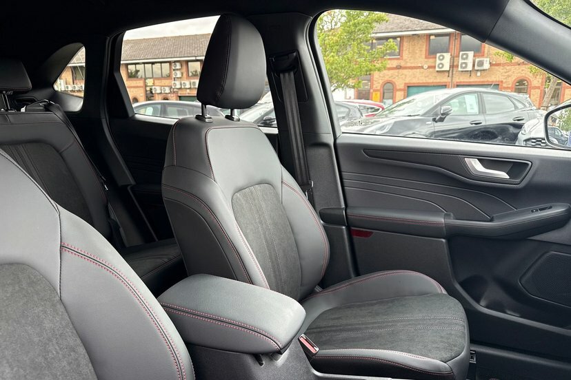 Ford Kuga 2.5 Phev Sound Edition Cvt White #41