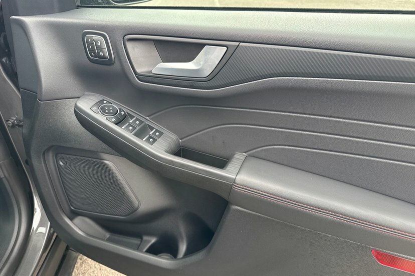 Ford Kuga 2.5 Phev Sound Edition Cvt White #11