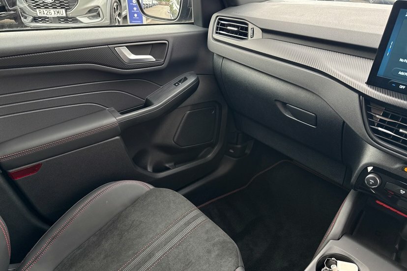 Ford Kuga 2.5 Phev Sound Edition Cvt White #42