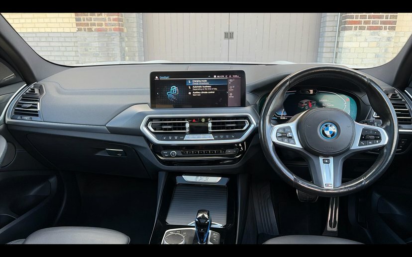 BMW iX3 Ix3 M Sport Pro White #4